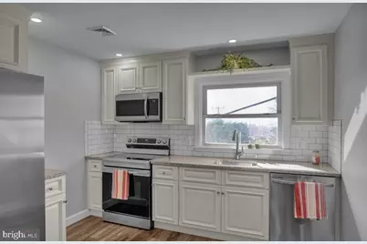 933 N Hanover Street #2ND FL, Pottstown, PA 19464 - Photo 1