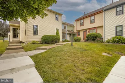 102 Rutledge Court, North Wales, PA 19454 - Photo 2