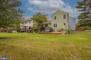 102 Rutledge Ct, North Wales, PA 19454 - Photo 1
