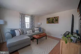 808 Bush St, Bridgeport, PA 19405 - Photo 12