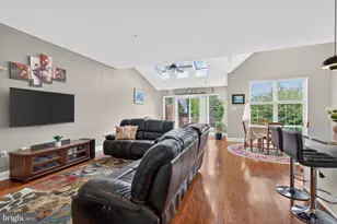 110 Meadow View Ln, Lansdale, PA 19446 - Photo 8