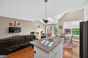 110 Meadow View Ln, Lansdale, PA 19446 - Photo 6