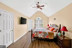 110 Meadow View Ln, Lansdale, PA 19446 - Photo 8