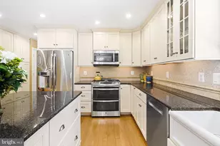 1233 Laura Ln, North Wales, PA 19454 - Photo 10