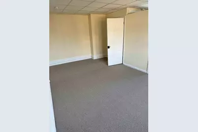 932 W Lancaster Avenue, Bryn Mawr, PA 19010 - Photo 6