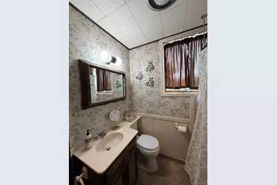 513 Pottstown Avenue, Pennsburg, PA 18073 - Photo 26