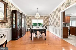 135 Burgundy Cir, Blue Bell, PA 19422 - Photo 8