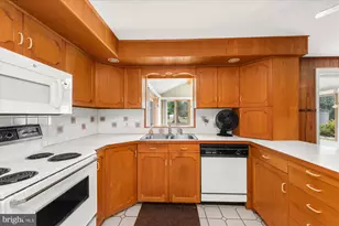 338 Borough Line Rd, Collegeville, PA 19426 - Photo 10
