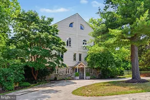 7029 Sheaff Ln, Fort Washington, PA 19034 - Photo 4
