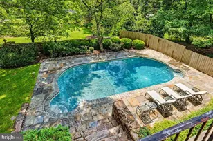 7029 Sheaff Ln, Fort Washington, PA 19034 - Photo 24