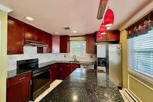 599 Elliott Dr, King of Prussia, PA 19406 - Photo 4
