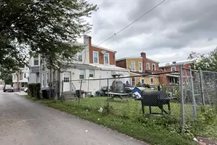 216 E Marshall St, Norristown, PA 19401 - Photo 28