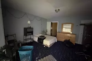 216 E Marshall St, Norristown, PA 19401 - Photo 18