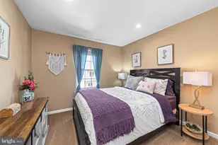 446 Pleasant Valley Dr, Conshohocken, PA 19428 - Photo 14