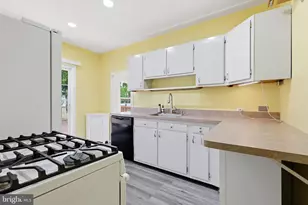 214 N Hills Ave, Glenside, PA 19038 - Photo 18