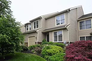 187 Pinecrest Ln, Lansdale, PA 19446 - Photo 2