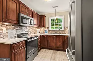 56 Bards Way, Pottstown, PA 19464 - Photo 8