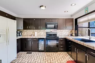 4125 Rittenhouse Ln, Skippack, PA 19474 - Photo 10