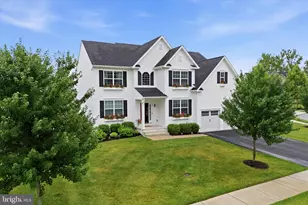 104 Worthington Cir, West Norriton, PA 19403 - Photo 2