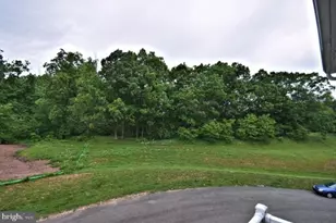 3002 Davenport Wy, Pennsburg, PA 18073 - Photo 8