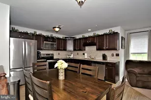 3002 Davenport Wy, Pennsburg, PA 18073 - Photo 8