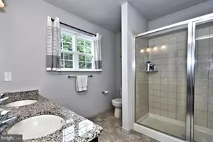 3002 Davenport Wy, Pennsburg, PA 18073 - Photo 16