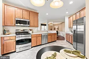 6102 Lilac Ct, Upper Gwynedd, PA 19446 - Photo 6