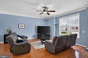 703 Green St, Bridgeport, PA 19405 - Photo 4