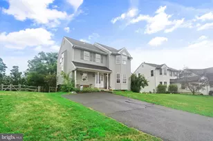 806 Elizabeth Ct, Collegeville, PA 19426 - Photo 2