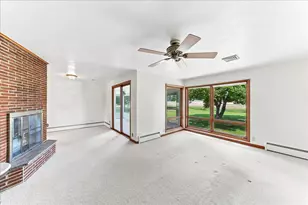33 Vaux Ln, Phoenixville, PA 19460 - Photo 4