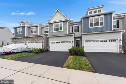 342 Ridgewood Drive, Royersford, PA 19468 - Photo 2