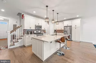 342 Ridgewood Dr, Royersford, PA 19468 - Photo 8