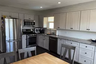 402 Grosstown Rd, Stowe, PA 19464 - Photo 12
