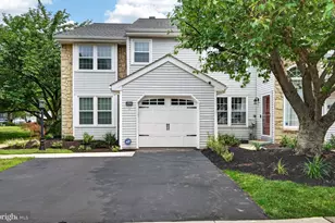 299 Carmen Dr, Collegeville, PA 19426 - Photo 2