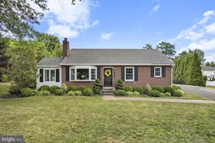149 Linfield Trappe Rd, Royersford, PA 19468 - Photo 1