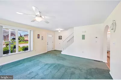12 Lawn Avenue, Norristown, PA 19403 - Photo 8