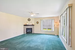 12 Lawn Ave, Norristown, PA 19403 - Photo 6