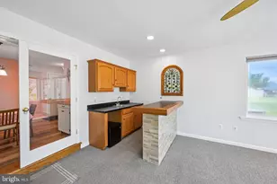 12 Lawn Ave, Norristown, PA 19403 - Photo 20