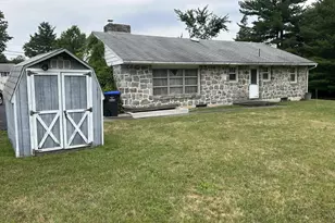 2122 Yarnall Rd, Pottstown, PA 19464 - Photo 2