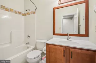 2202 Smithfield Ct, Harleysville, PA 19438 - Photo 34