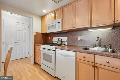 309 Florence Avenue #303-N, Jenkintown, PA 19046 - Photo 6
