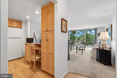 309 Florence Avenue #303-N, Jenkintown, PA 19046 - Photo 2