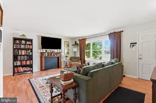 33 N 4th St, Souderton, PA 18964 - Photo 6