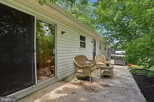 33 N 4th St, Souderton, PA 18964 - Photo 24