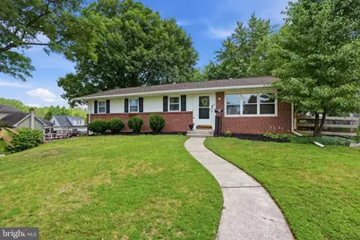 33 N 4th Street, Souderton, PA 18964 - Photo 2