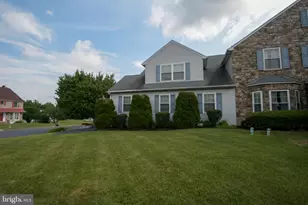 250 Longchamp Dr, Souderton, PA 18964 - Photo 6