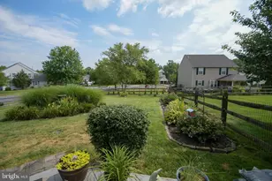 250 Longchamp Dr, Souderton, PA 18964 - Photo 40