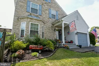 250 Longchamp Drive, Souderton, PA 18964 - Photo 2