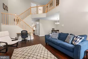202 Aqueduct Dr, North Wales, PA 19454 - Photo 2