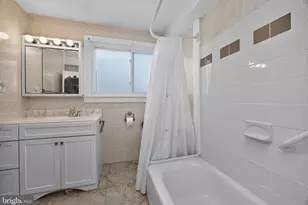 3129 Sycamore Ln, Norristown, PA 19401 - Photo 34